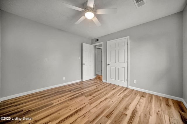 138 Carolina Ave, Mt Washington, KY 40047