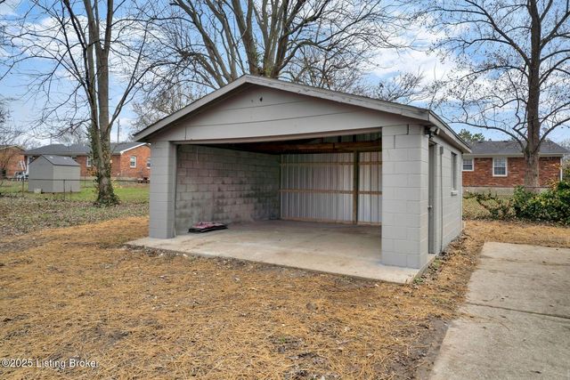 138 Carolina Ave, Mt Washington, KY 40047