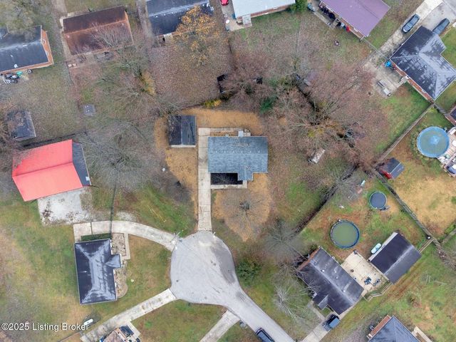 138 Carolina Ave, Mt Washington, KY 40047