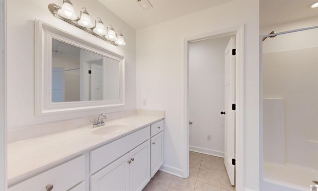 65 Wharton Rd, Cadiz, KY 42211