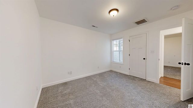 65 Wharton Rd, Cadiz, KY 42211