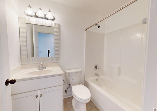 65 Wharton Rd, Cadiz, KY 42211