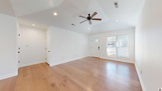 65 Wharton Rd, Cadiz, KY 42211