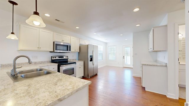 65 Wharton Rd, Cadiz, KY 42211