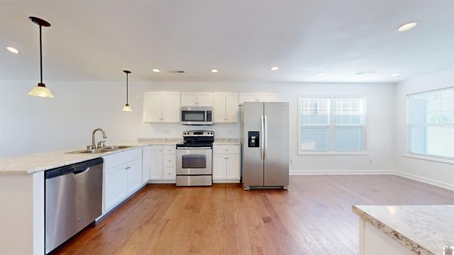 65 Wharton Rd, Cadiz, KY 42211