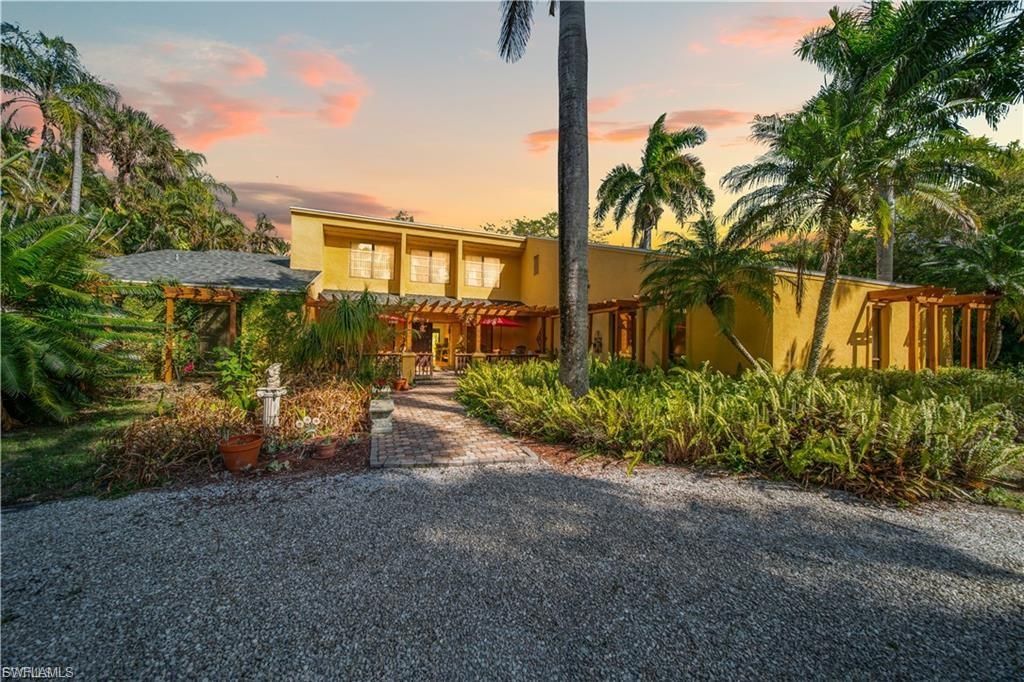 184 W Mariana AVE, NORTH FORT MYERS, FL 33903 — exterior