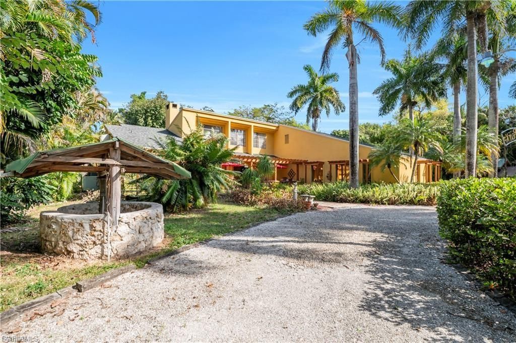 184 W Mariana AVE, NORTH FORT MYERS, FL 33903 — photo 2