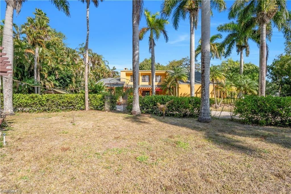184 W Mariana AVE, NORTH FORT MYERS, FL 33903 — photo 3