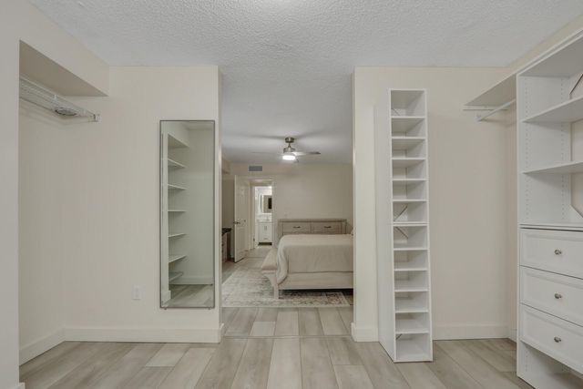 730 7th Ln, Palm Beach Gardens, FL 33418