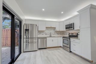 730 7th Ln, Palm Beach Gardens, FL 33418