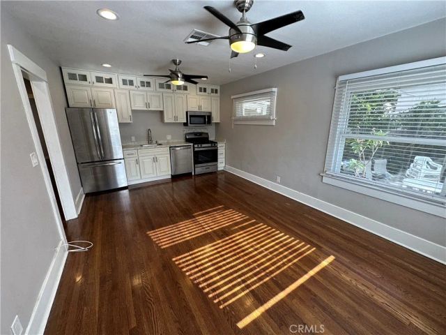 633 W Maple Avenue, Orange, CA 92868