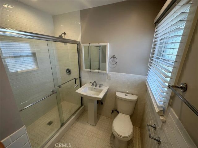 633 W Maple Avenue, Orange, CA 92868