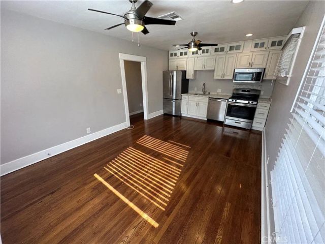 633 W Maple Avenue, Orange, CA 92868