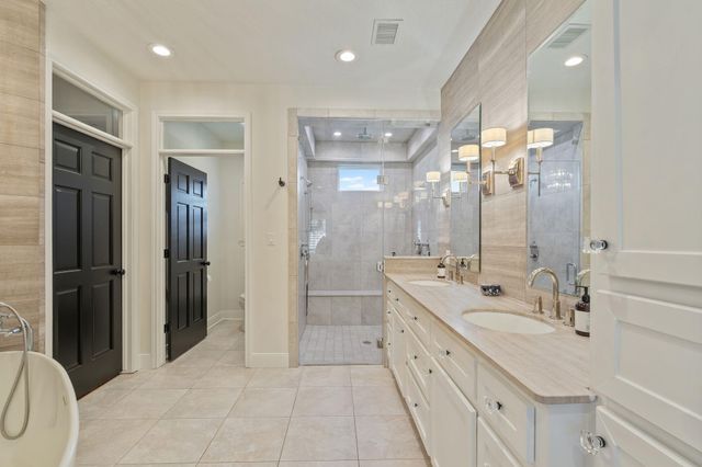 12955 Point Aquarius Boulevard, Willis, TX 77318