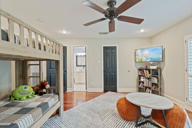 12955 Point Aquarius Boulevard, Willis, TX 77318