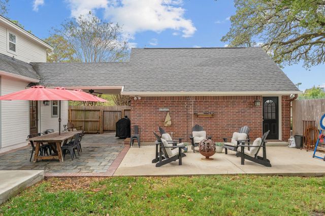 12955 Point Aquarius Boulevard, Willis, TX 77318