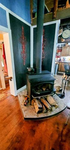 345 Hilltop Ln, Gainesboro, TN 38562