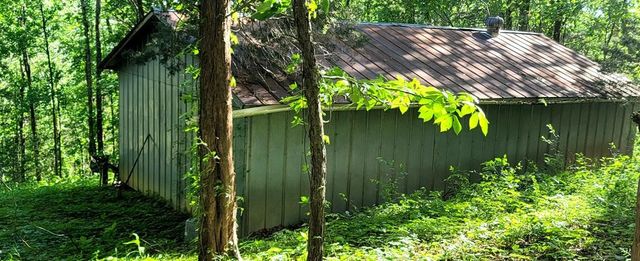 345 Hilltop Ln, Gainesboro, TN 38562