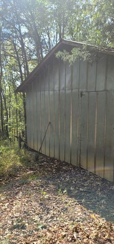 345 Hilltop Ln, Gainesboro, TN 38562