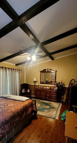 345 Hilltop Ln, Gainesboro, TN 38562