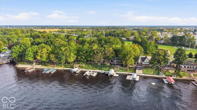 2429 Cape Henry Court, Cicero, IN 46034