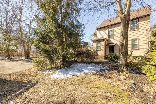 1553 Maplegrove Road, South Euclid, OH 44121