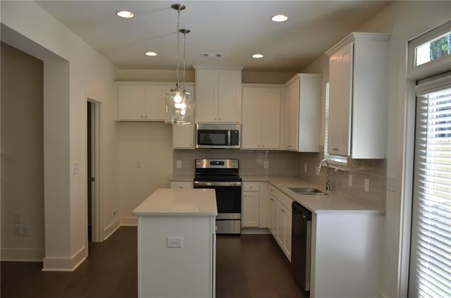 343 Auburn Valley Way, Auburn, GA 30011