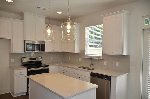 343 Auburn Valley Way, Auburn, GA 30011