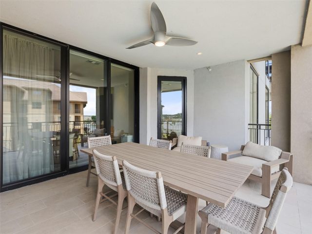 84 Island DR 9402, Horseshoe Bay, TX 78657