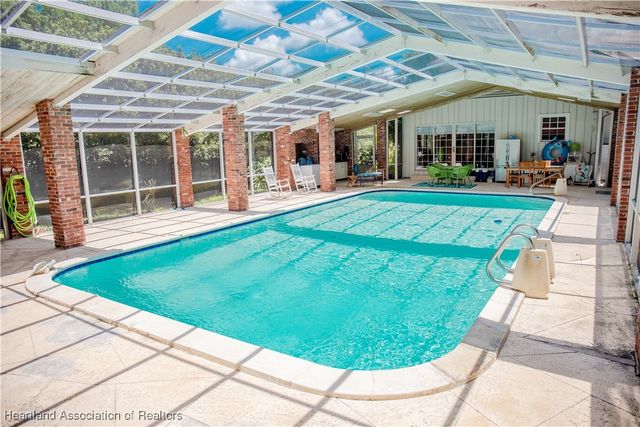 304 S Delaney Avenue, Avon Park, FL 33825