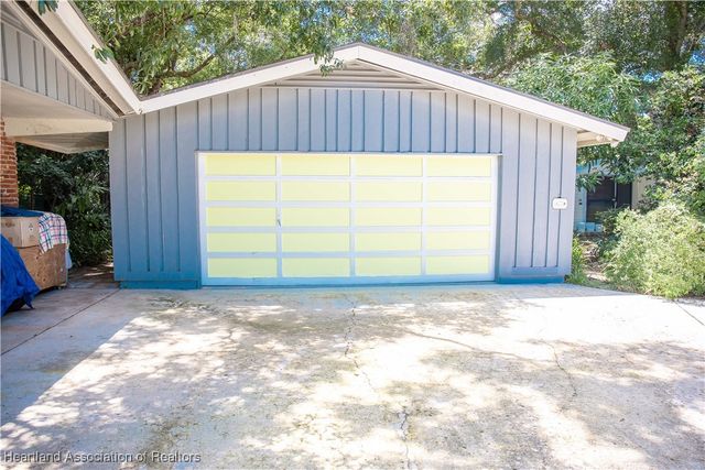 304 S Delaney Avenue, Avon Park, FL 33825