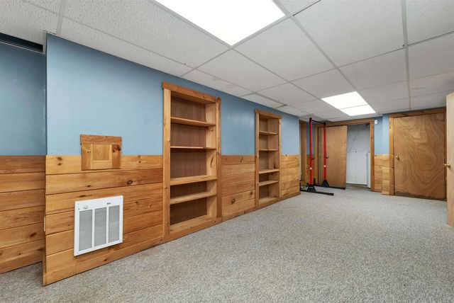 4 Schoolhouse Road, Amherst, NH 03031