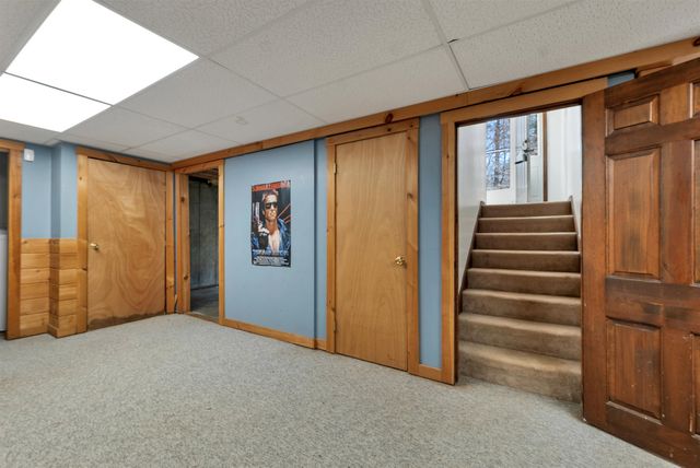 4 Schoolhouse Road, Amherst, NH 03031