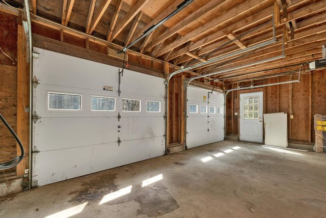 4 Schoolhouse Road, Amherst, NH 03031