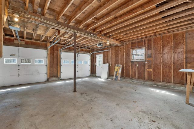 4 Schoolhouse Road, Amherst, NH 03031