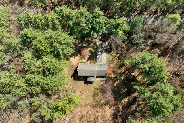 4 Schoolhouse Road, Amherst, NH 03031