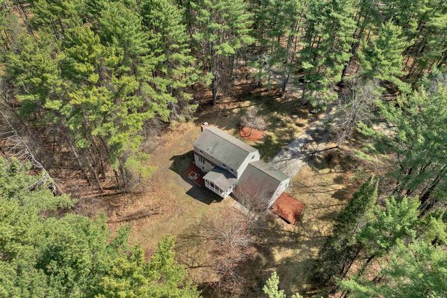 4 Schoolhouse Road, Amherst, NH 03031