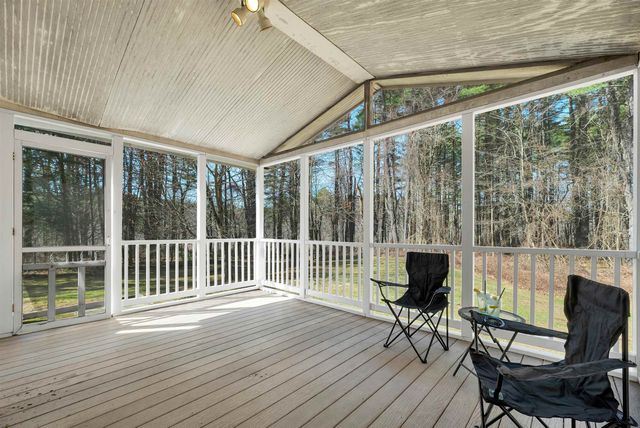 4 Schoolhouse Road, Amherst, NH 03031