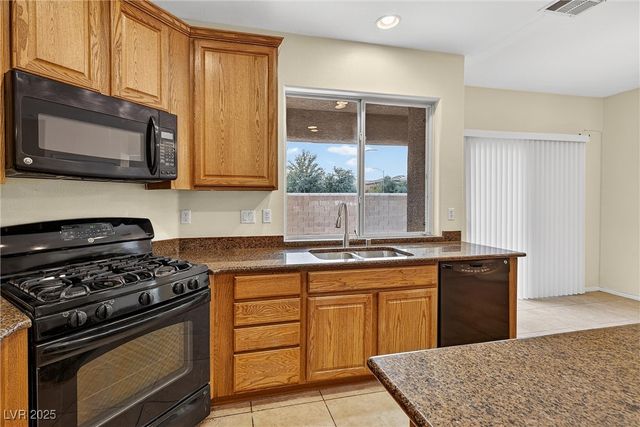 6161 Sapphire Gold Street, North Las Vegas, NV 89031