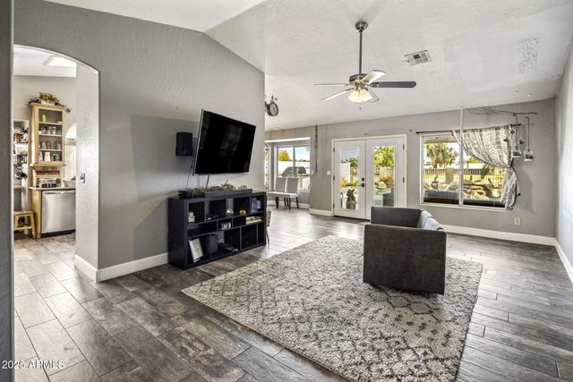 11639 S 46TH Street, Phoenix, AZ 85044