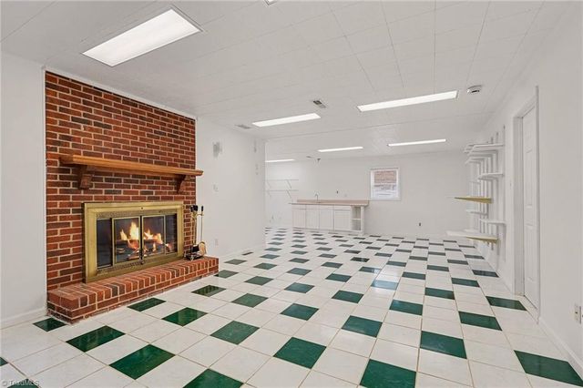 6905 Crandall Court, Clemmons, NC 27012