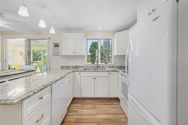 500 Third Beach Road, Middletown, RI 02842