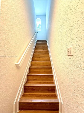 1947 SE 23rd Rd, Homestead, FL 33035