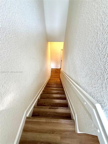 1947 SE 23rd Rd, Homestead, FL 33035