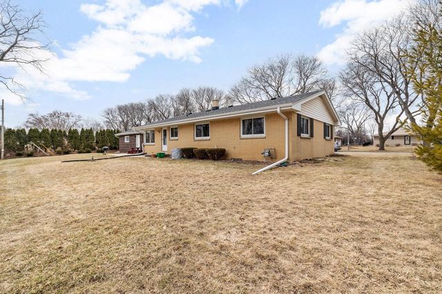 5028 N 131st STREET, Butler, WI 53007