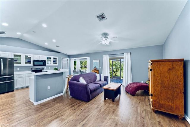 5512 Beauty ST, Lehigh Acres, FL 33971