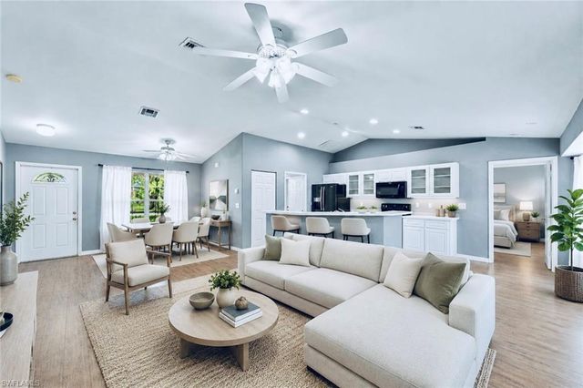 5512 Beauty ST, Lehigh Acres, FL 33971