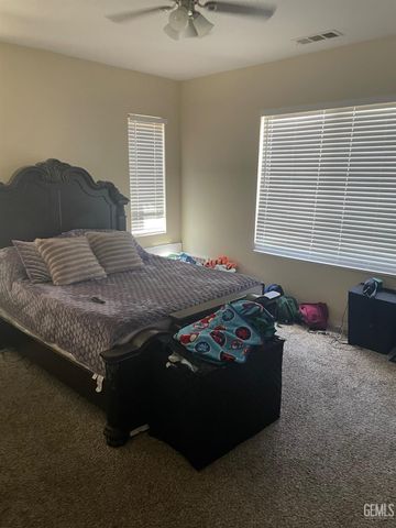 8011 Amber Creek Road, Bakersfield, CA 93313