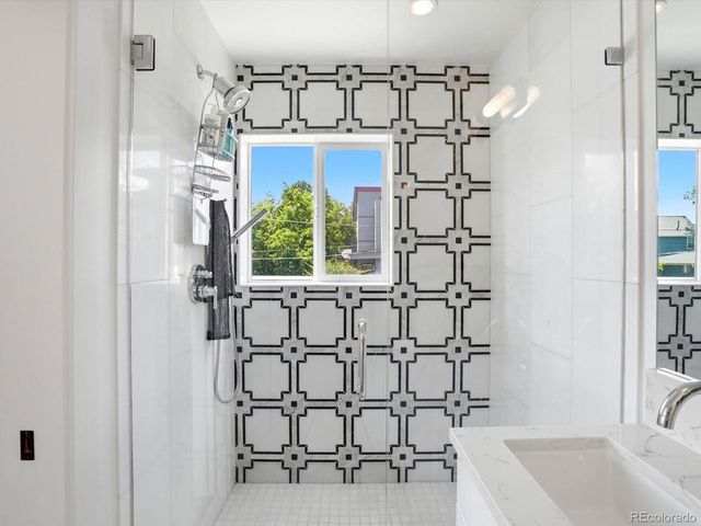 1901 W 36th Ave, Denver, CO 80211