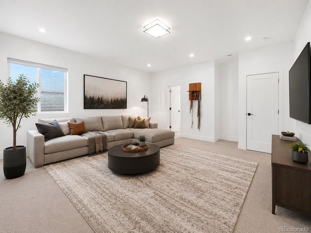 1901 W 36th Ave, Denver, CO 80211